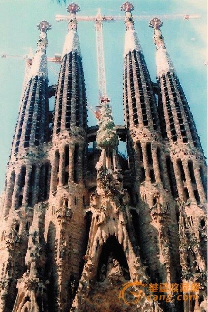 天才与疯子 观巴塞罗那神圣家族教堂